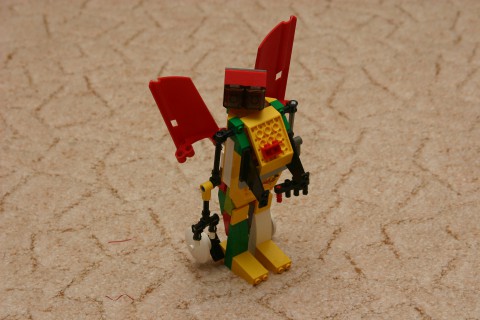 крилат робот | winged robot