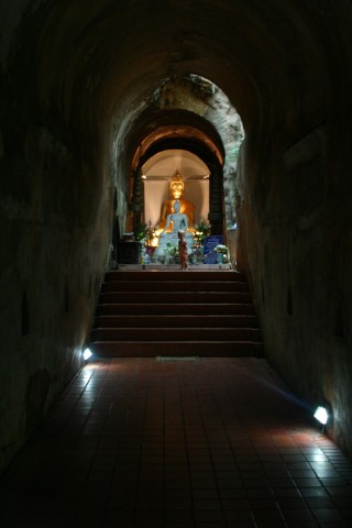 ralia-tunel-buda.thai